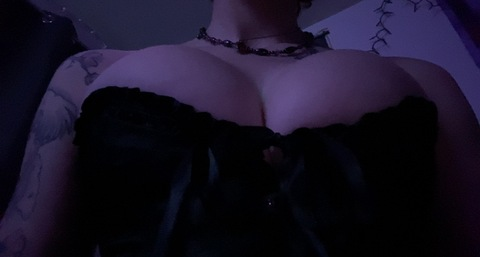 jordanlv OnlyFans Leaked 

 picture 2