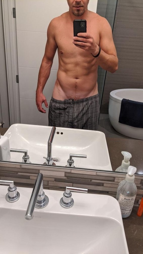 View Jorge (jorgeshuge) OnlyFans 0 Photos and 0 Videos leaks 

 picture 2