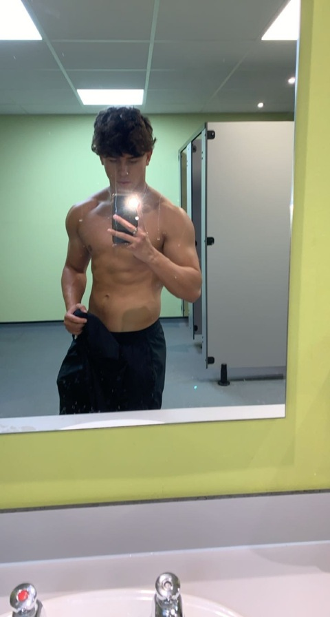joshmilesof OnlyFans Leaked 

 picture 2