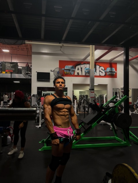 josue13213 OnlyFans Leaked 

 picture 2