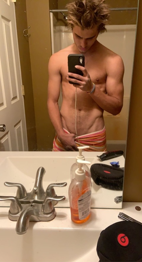 View jrbsoccernut4 OnlyFans content for free 

 picture 2