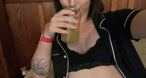judithdarling (Judy with a Booty) OnlyFans Leaked Pictures & Videos 

 picture 2