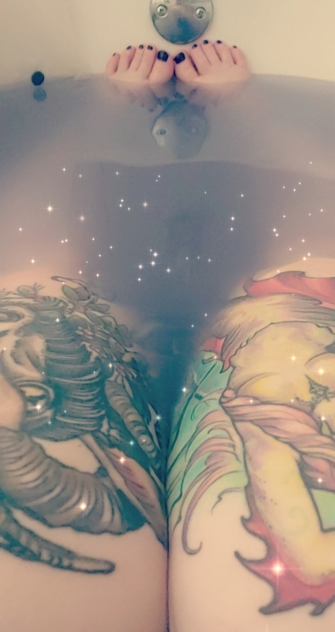 View Judith Jay (judithjay) OnlyFans 15 Photos and 1 Videos leaks 

 picture 2
