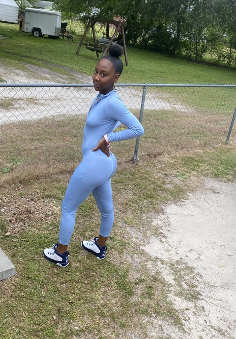 @juicccyj leaked Onlyfans gallery free 

 picture 2