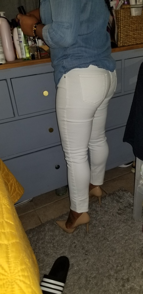 Get Free access to juicyasianhousewife (JuicyHotwife) Leaked OnlyFans 

 picture 2