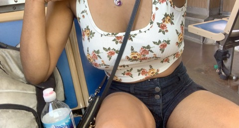 View juicypeaches22 (Juicy Peaches 🍑) OnlyFans 45 Photos and 59 Videos for free 

 picture 2