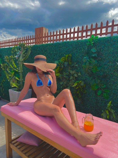 View Juliana Gomez A (julianagomeza) OnlyFans 12 Photos and 8 Videos leaked 

 picture 2