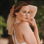 Download julieroeberg OnlyFans content for free 

 picture 1