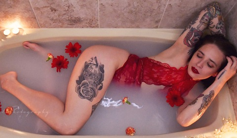 View justicenicolette OnlyFans content for free 

 picture 2