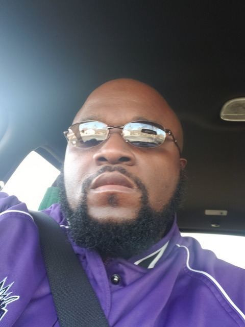 View justicev27 OnlyFans content for free 

 picture 2