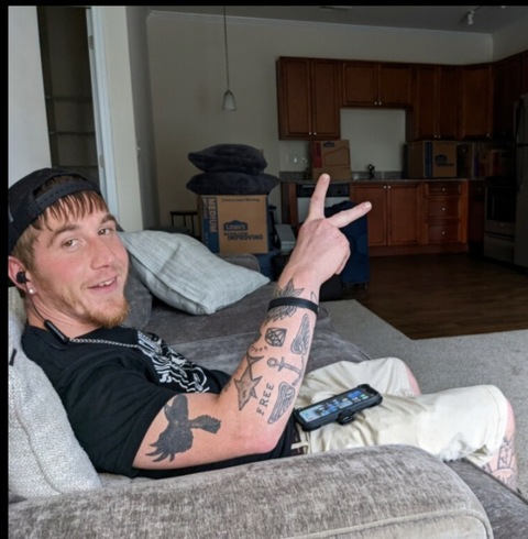 View jvanrebel91 OnlyFans content for free 

 picture 2