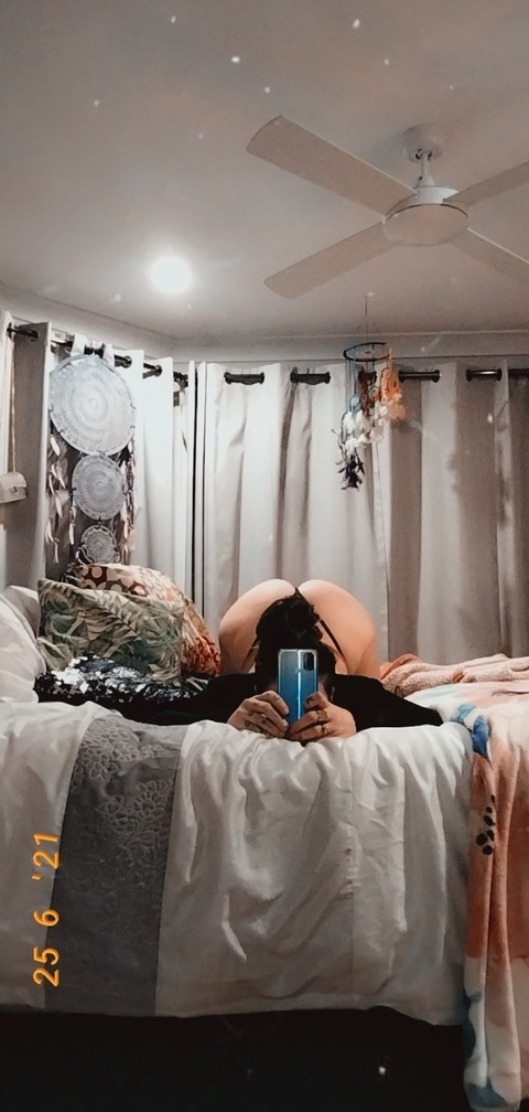k.exposed_2.0 OnlyFans Leaks 

 picture 2