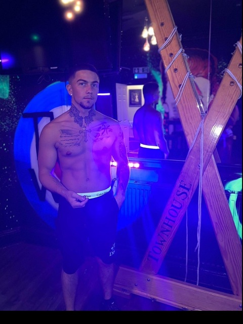 k_slatt (K Slatt) OnlyFans content 

 picture 2