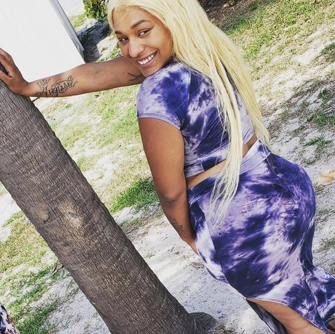 kaarmadlite (KaarMa) OnlyFans Leaked Pictures & Videos 

 picture 2