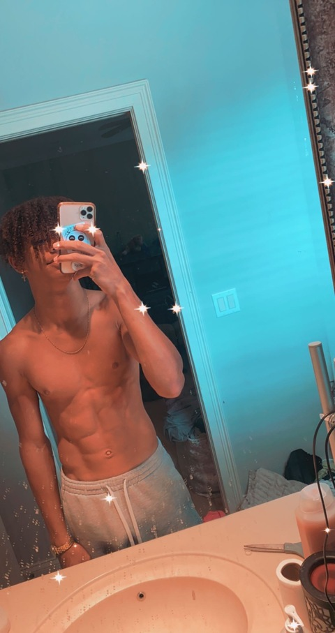 kahmari_official OnlyFans Leaked 

 picture 2