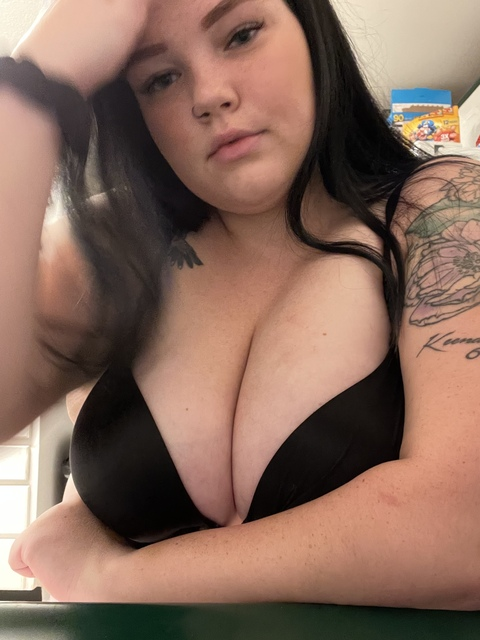 Onlyfans leaks kaityjaye18 

 picture 2