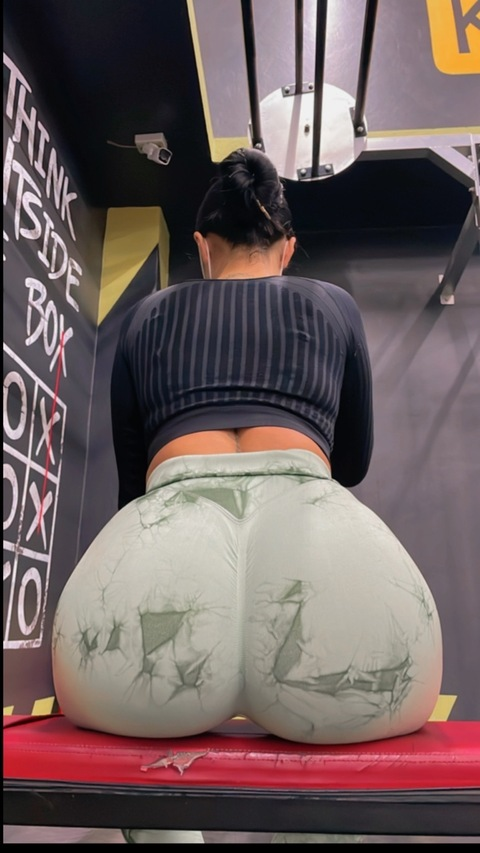karen_sacr OnlyFans Leak 

 picture 2