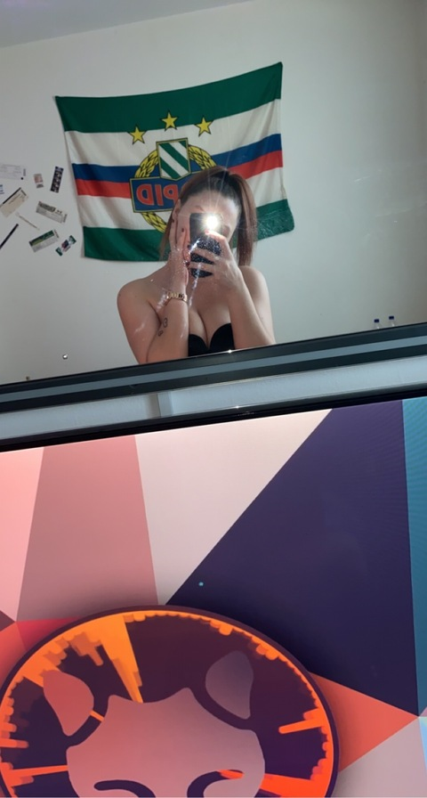 karii420 OnlyFans Leaked 

 picture 2