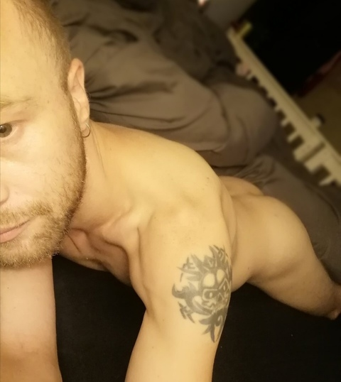 @karlhay22vip leaked Onlyfans videos free 

 picture 2