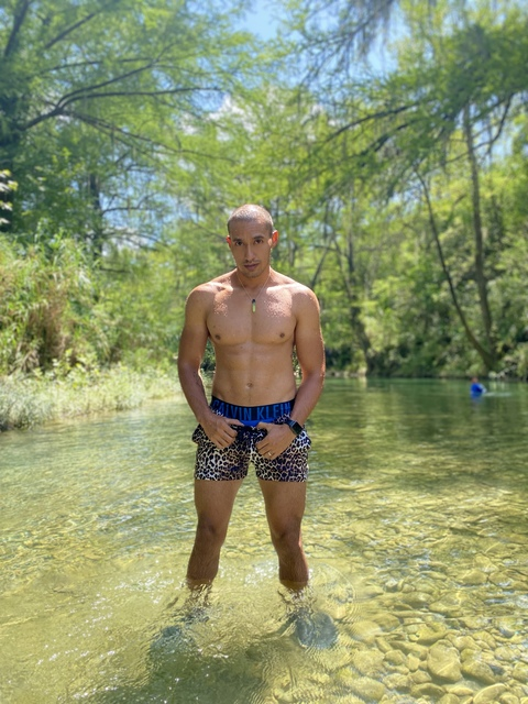 Free access to @karlos_avyel (Carlos Mateo Leyva) Leaks OnlyFans 

 picture 2