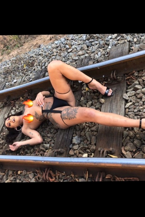 Download karollins OnlyFans content for free 

 picture 2