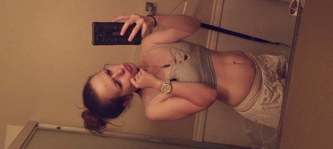 kassiesmokes OnlyFans Leaked (41 Photos and 2 Videos) 

 picture 2