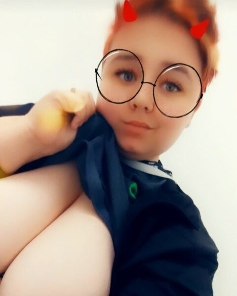View kat_0115 (Bratty maxie) OnlyFans 217 Photos and 24 Videos leaks 

 picture 2