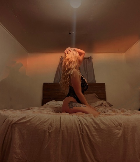 kateethegreat4 (Katie) free OnlyFans content 

 picture 2