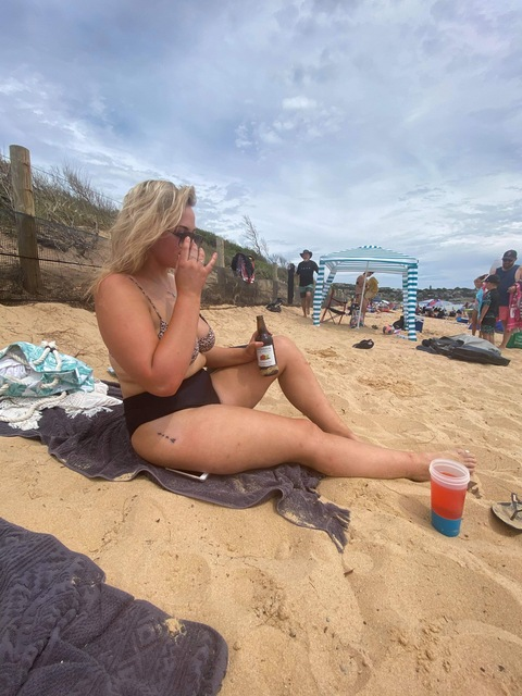 katefretwell (Kate) OnlyFans Leaked Content 

 picture 2