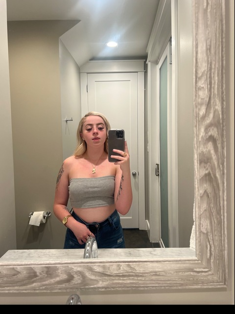 Get Free access to katelyn23 (Kreamy.Katie) Leaks OnlyFans 

 picture 2