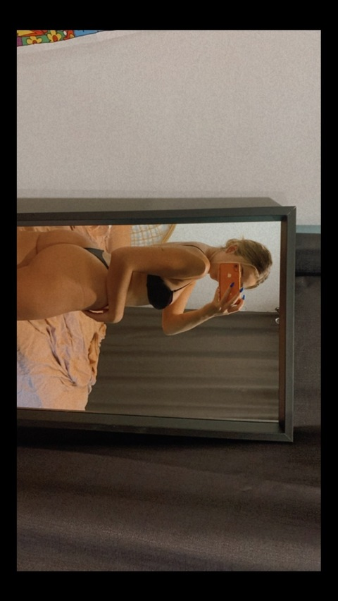 @katie_roseee leaked Onlyfans photos for free 

 picture 2