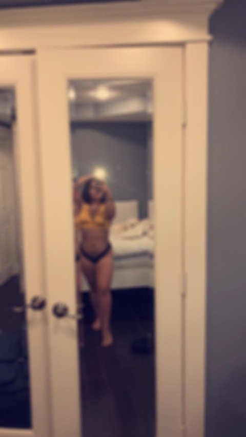 katieh OnlyFans Leaks 

 picture 2