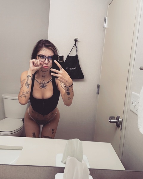 Onlyfans free content katyxxx0 

 picture 2