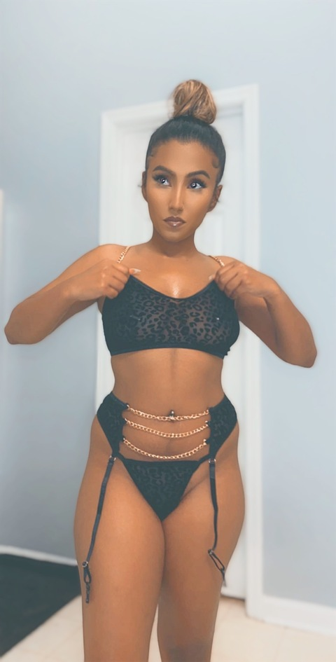 Download kavindyaa OnlyFans content free 

 picture 2