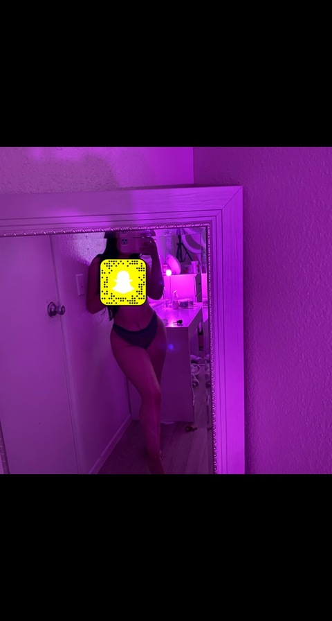 Free access to @keepingupwithalondra (Keepingupwithalondra) Leaked OnlyFans 

 picture 2