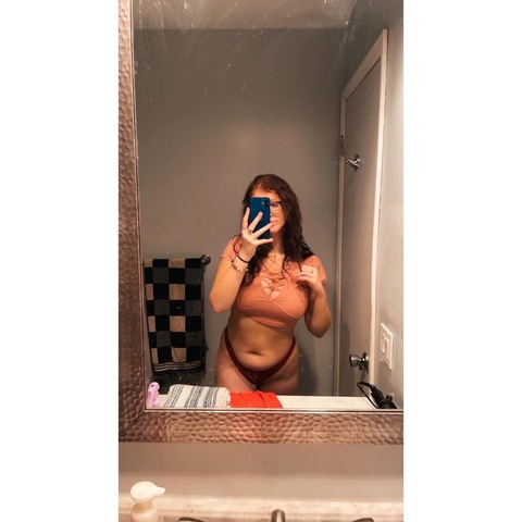 kelbaby20 (Kelbaby) OnlyFans Leaked Pictures & Videos 

 picture 2