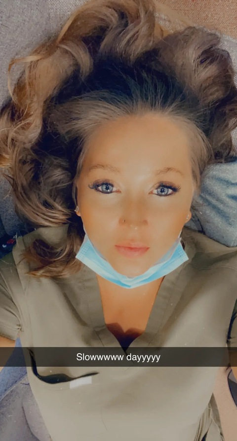 View kellybelle0989 OnlyFans videos and photos for free 

 picture 2