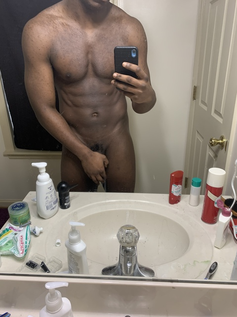 View kentuckystallion (KY Stallion) OnlyFans 11 Photos and 16 Videos leaked 

 picture 2