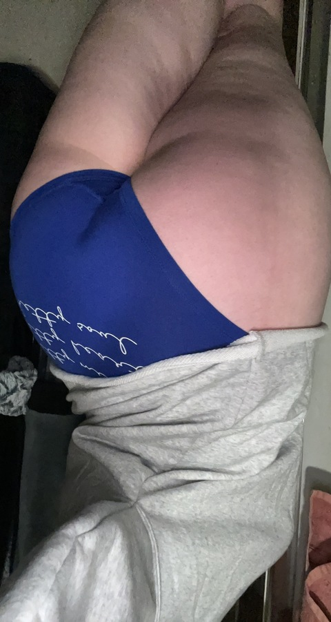 View kenzie.ray OnlyFans content for free 

 picture 2