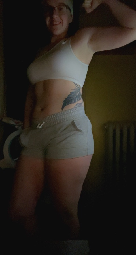 View kenziec1384 (Kenzie) OnlyFans 104 Photos and 25 Videos for free 

 picture 2