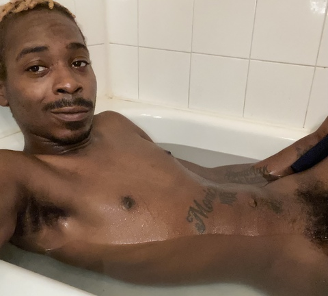 kevinjones103 OnlyFans Leak 

 picture 2