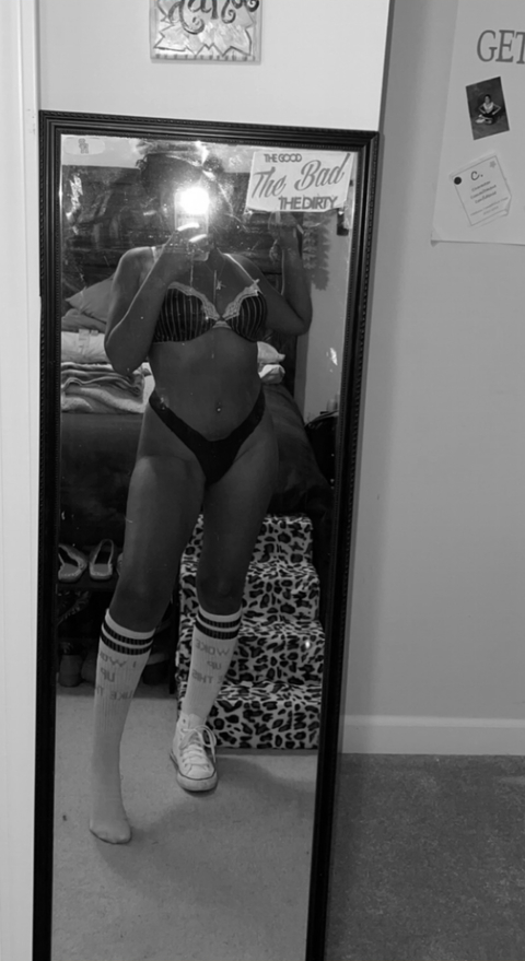 @keyalexis6 leaks Onlyfans content for free 

 picture 2