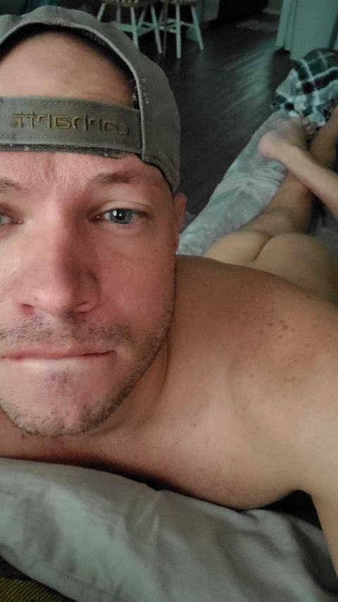 kfc8484 OnlyFans Leak 

 picture 2