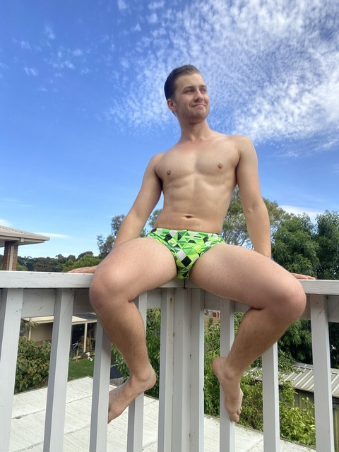 kgerrard26 OnlyFans Leak 

 picture 2