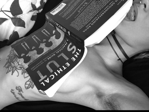 khaostician OnlyFans Leaked (24 Photos and 5 Videos) 

 picture 2