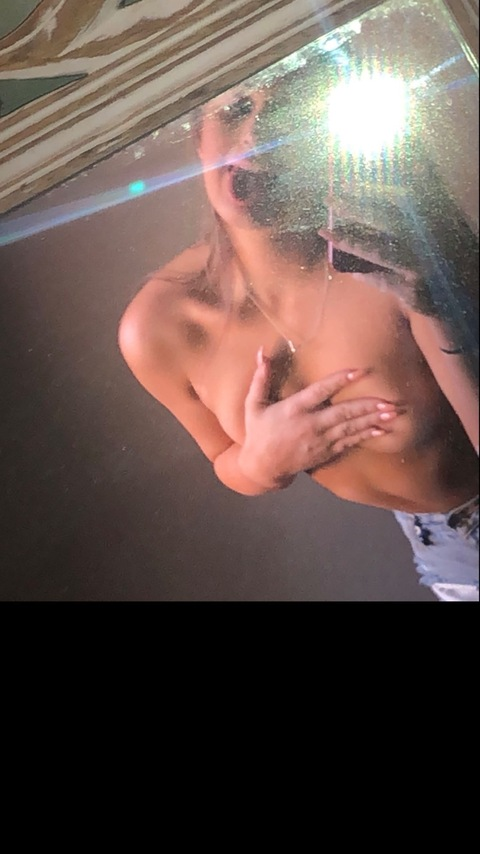@khloeemayy leaked Onlyfans videos and photos for free 

 picture 2
