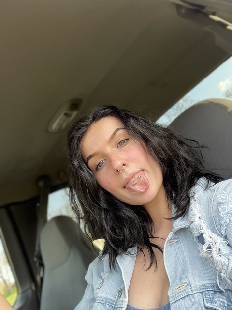 Download kierrrrr OnlyFans videos and photos free 

 picture 2