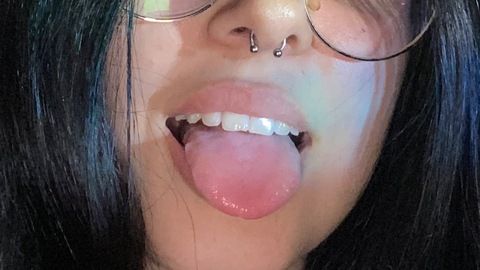 kiitcattt (KitCat) OnlyFans Leaked Pictures and Videos 

 picture 2
