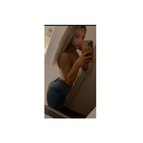 Download kim.luv OnlyFans videos and photos for free 

 picture 2