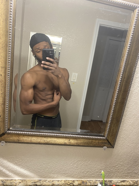 View kingdaddykong OnlyFans content for free 

 picture 2